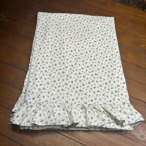 Ralph Lauren Cotton Blue Floral Ruffle Edge Flat Sheet Twin Cottagecore